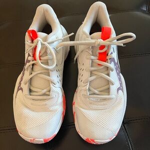 Kids Under Armour Jet ‘23 Basketball Shoes size 6Y